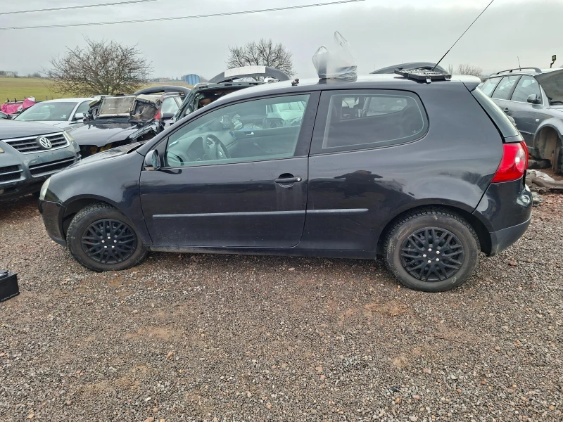 VW Golf 1.6 FSI  GTI  на части, снимка 3 - Автомобили и джипове - 53220110