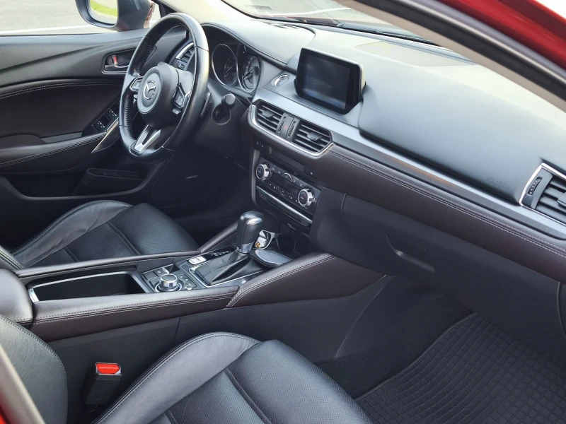 Mazda 6 2.5 Бензин Автоматик, снимка 6 - Автомобили и джипове - 53542213