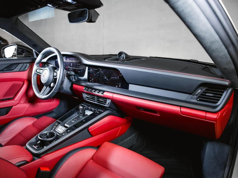 Porsche 911 992.2 CARRERA 4 GTS CHRONO BOSE 360 CAMERA, снимка 4 - Автомобили и джипове - 53599243