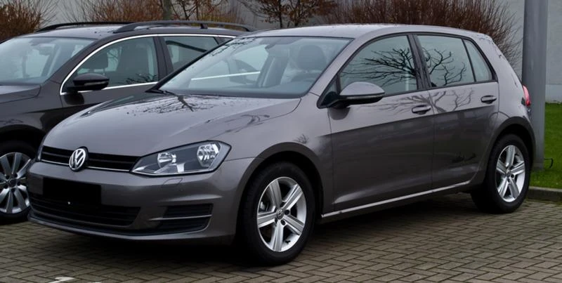 VW Golf 1.6TDI, снимка 1 - Автомобили и джипове - 18250968