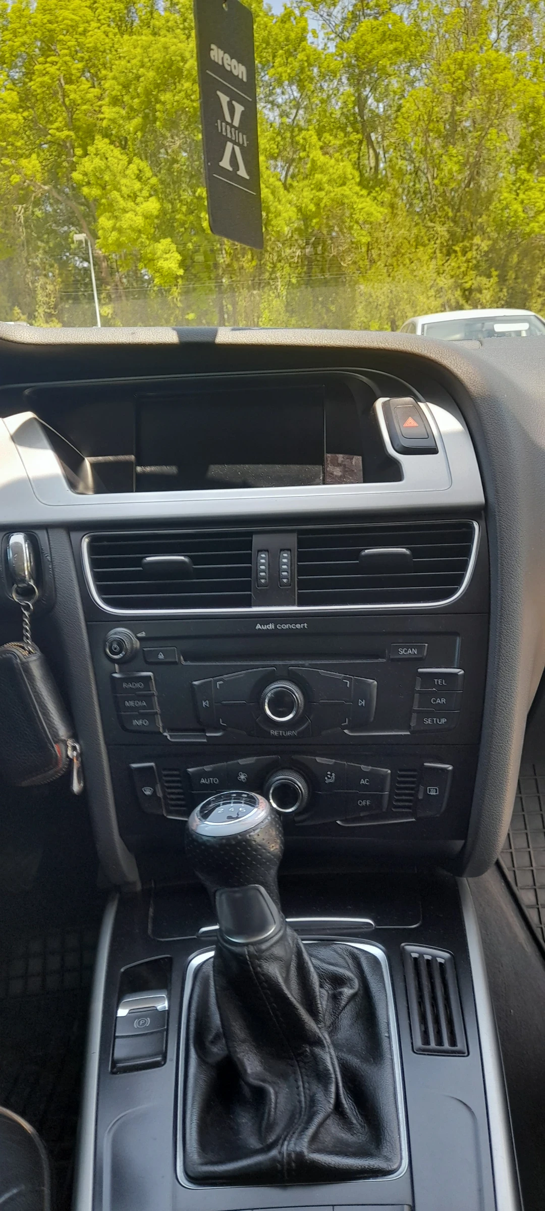 Audi A4 B8 AVANT | Mobile.bg   13