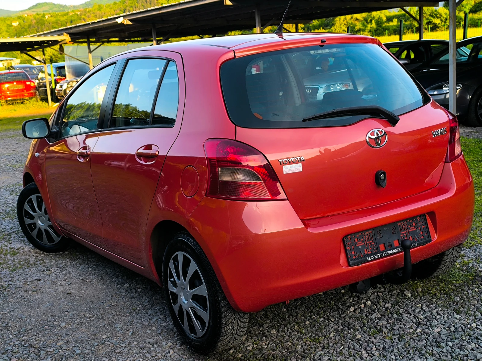 Toyota Yaris -1.0i-70кс-(двигател със верига)-КЛИМАТИК- - изображение 5