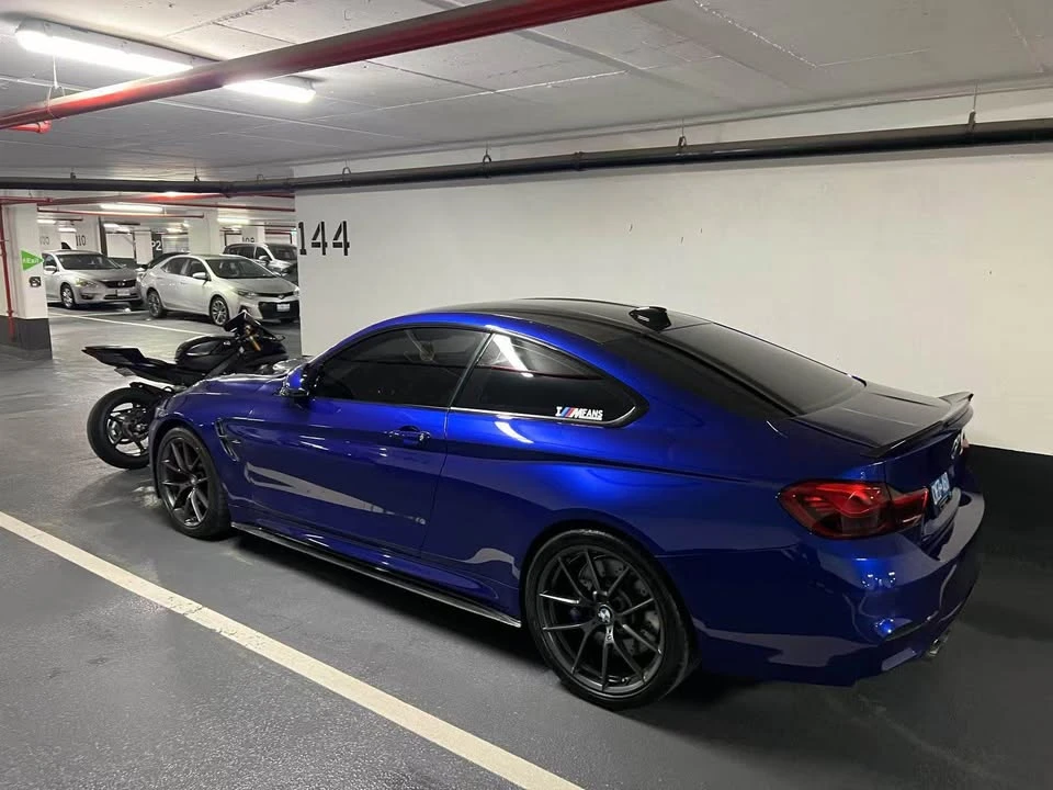 BMW M4 CS * M-Package * * HeadUp* * Harman * (CARFAX) - изображение 2