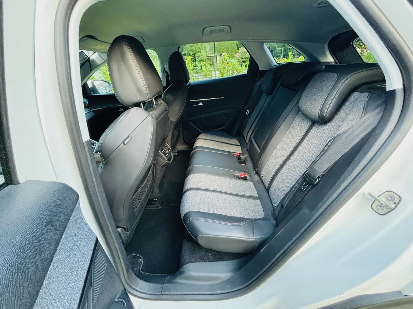 Peugeot 3008 Allure 130 k.c - изображение 10