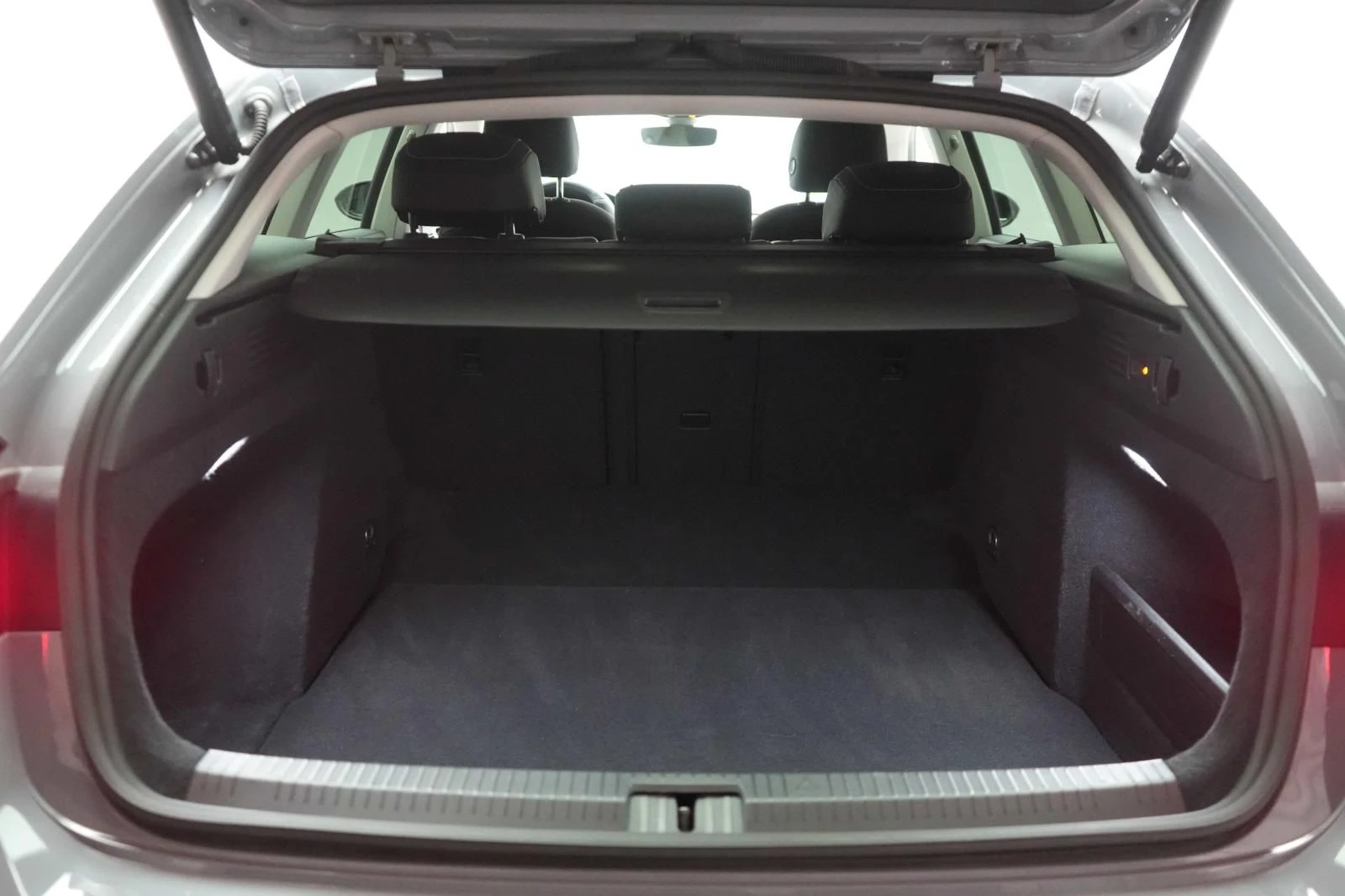 VW Arteon SHOTINGBRAKE/2.0TDI/DSG/360/ELEGANCE/NAVI/LED/E183 | Mobile.bg   13