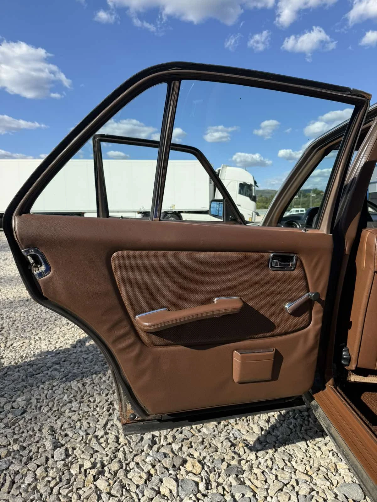 Mercedes-Benz 123 240D | Mobile.bg   16