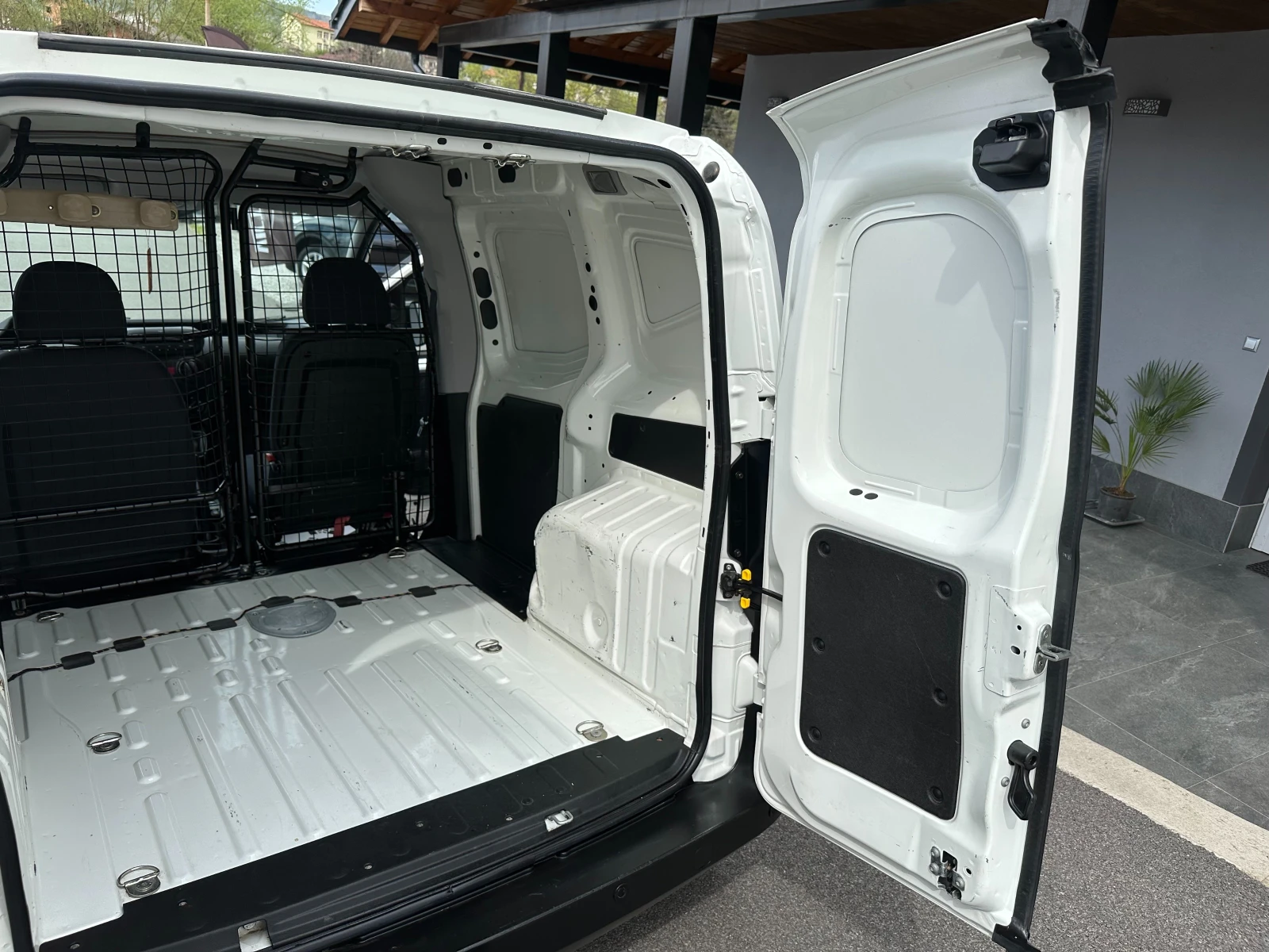 Citroen Nemo 1.2 HDI ��� ���� | Mobile.bg � ����������� 13