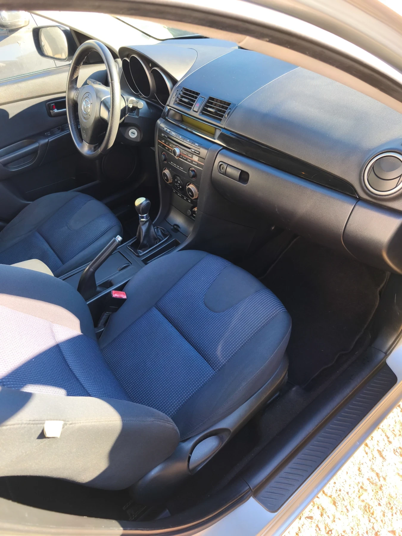 Mazda 3 1.6 - изображение 6