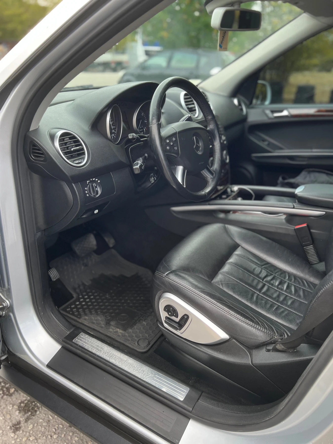 Mercedes-Benz ML 550 5.5 benzin 4matik - изображение 10