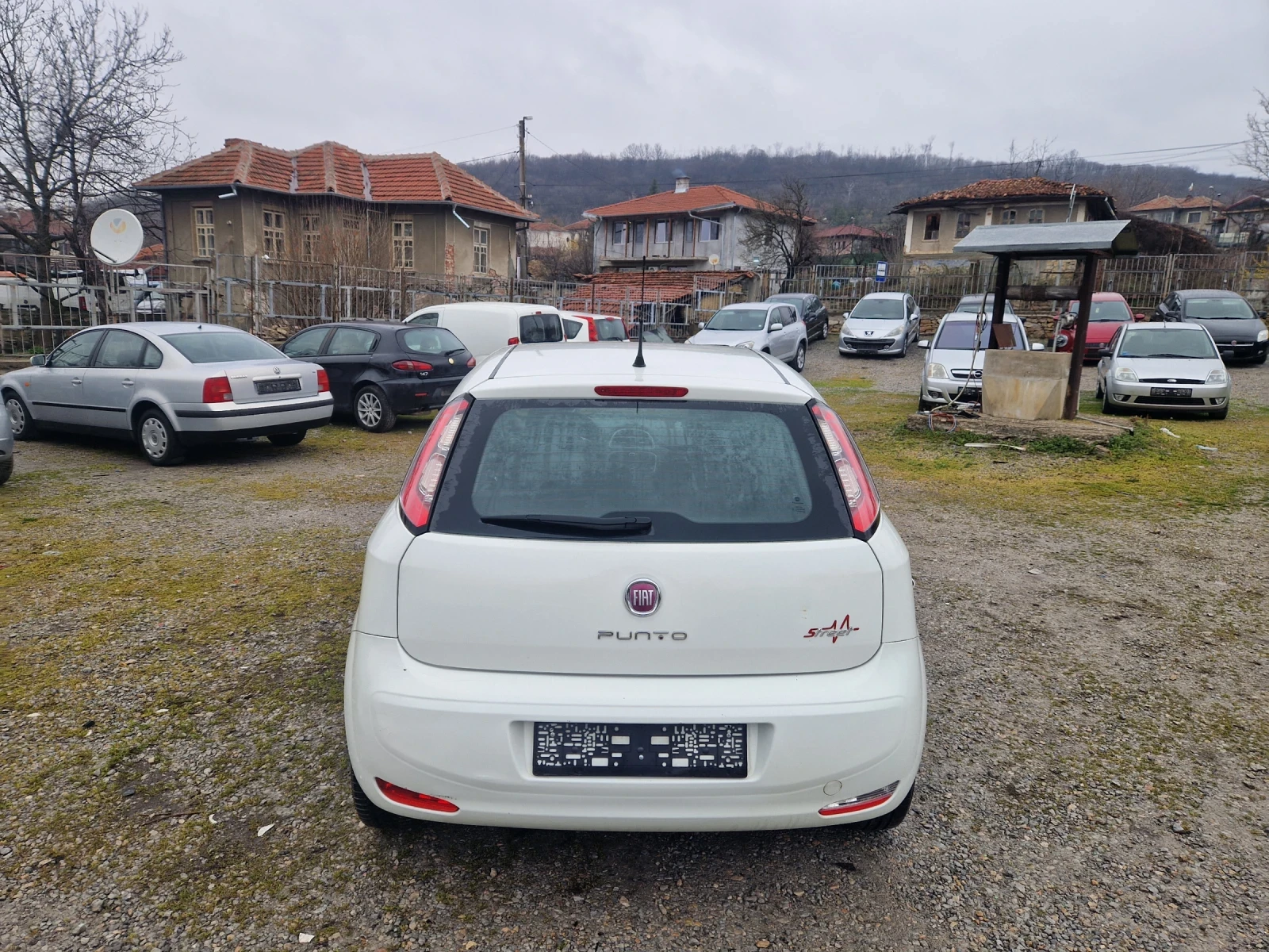 Fiat Punto 1 4i, 78кс, 15г, 5вр.фабр.газов инжекц.Италия, снимка 4 - Автомобили и джипове - 53661540