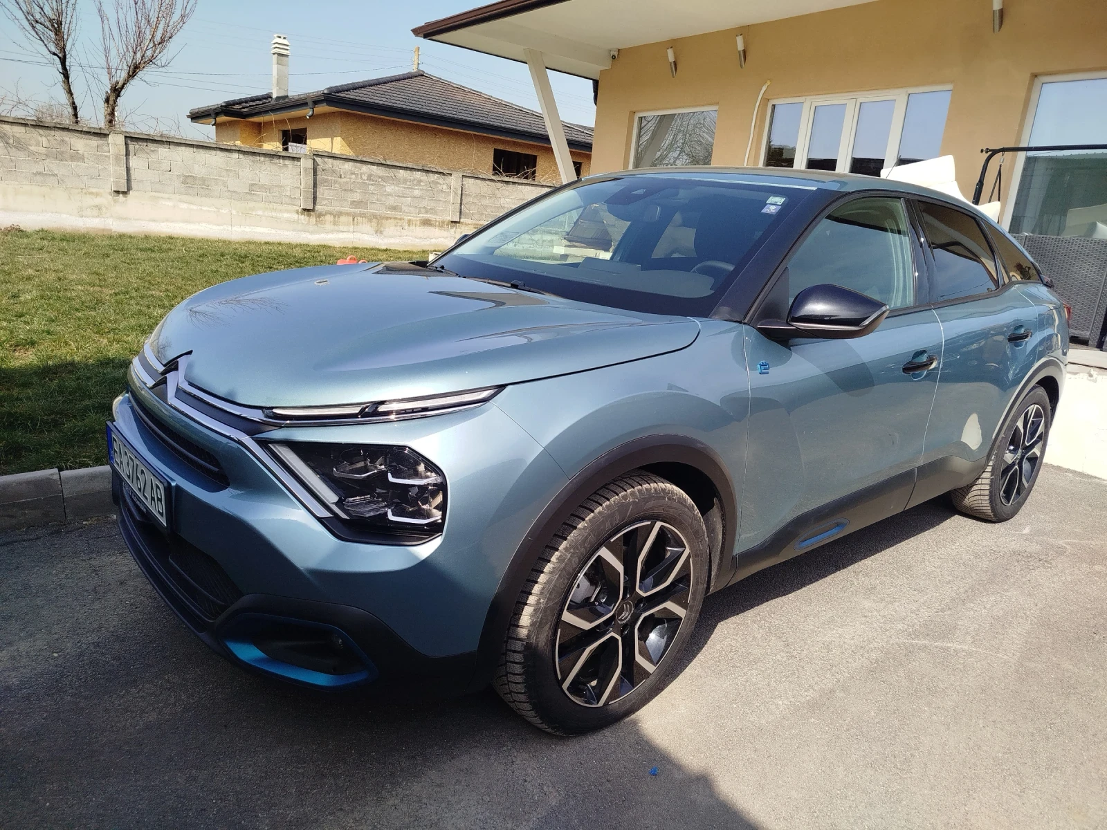 Citroen C4 e C4 , снимка 3 - Автомобили и джипове - 53708485