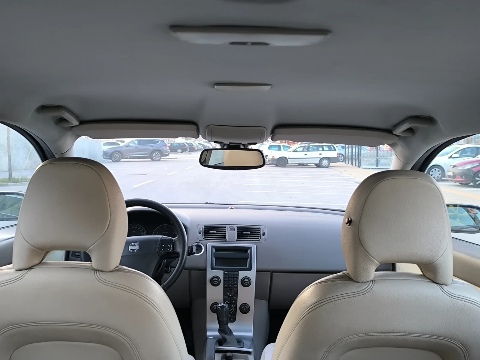 Volvo V50 T5 AWD 2.5i 4x4 TURBO, КОЖА, КСЕНОН, ГАЗ., снимка 17 - Автомобили и джипове - 53738346