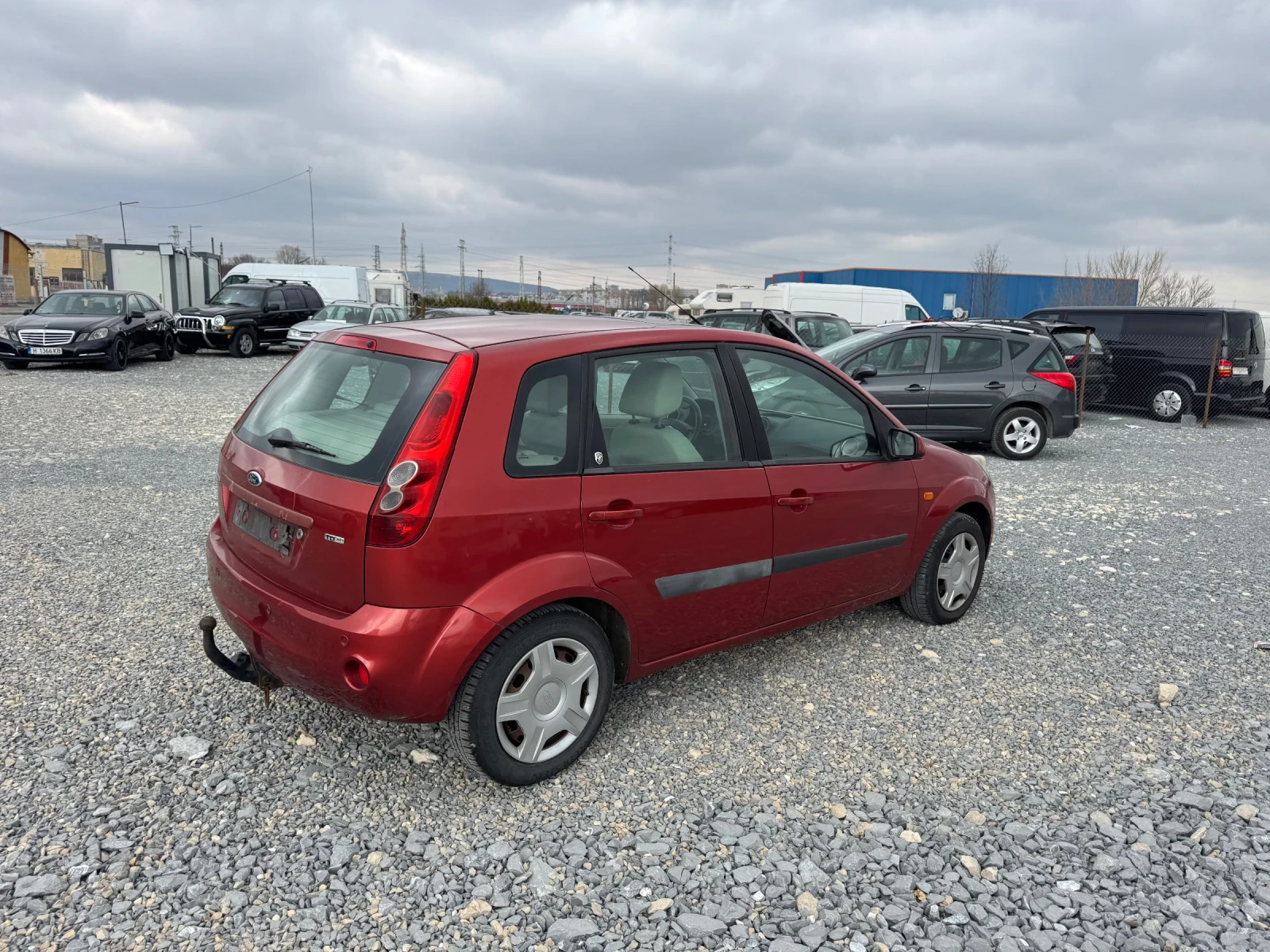 Ford Fiesta КЛИМАТИК!!!, снимка 5 - Автомобили и джипове - 53926576