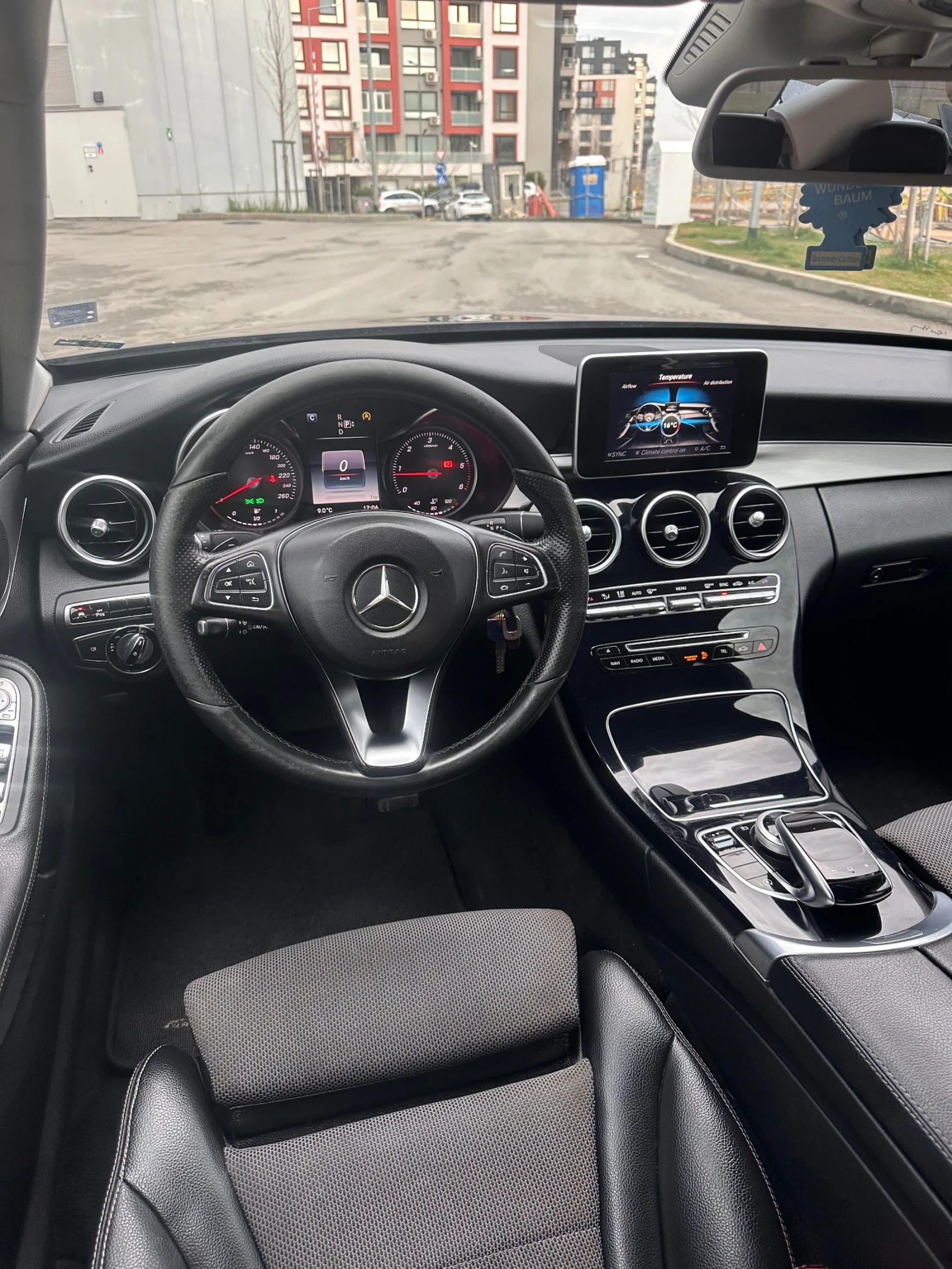 Mercedes-Benz C 250, снимка 9 - Автомобили и джипове - 53994957
