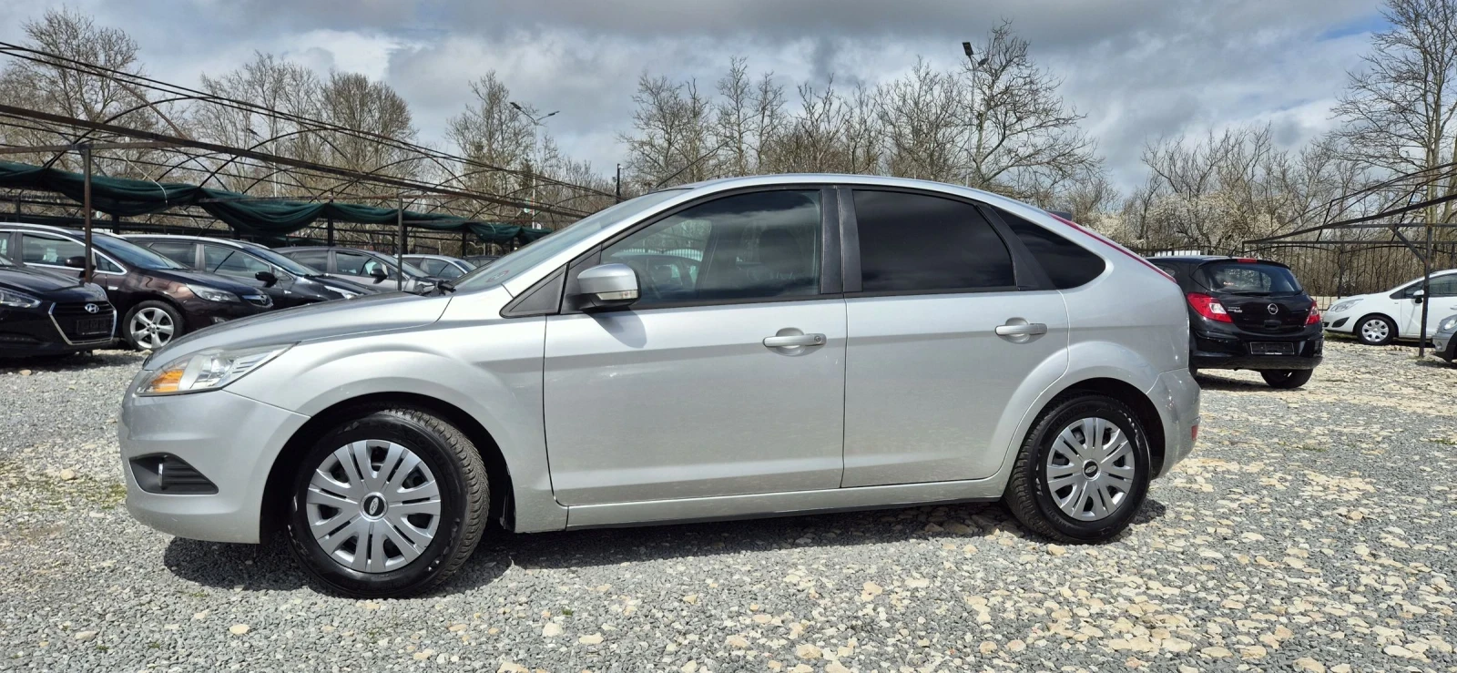 Ford Focus 1.6 NAVI, снимка 5 - Автомобили и джипове - 54078181