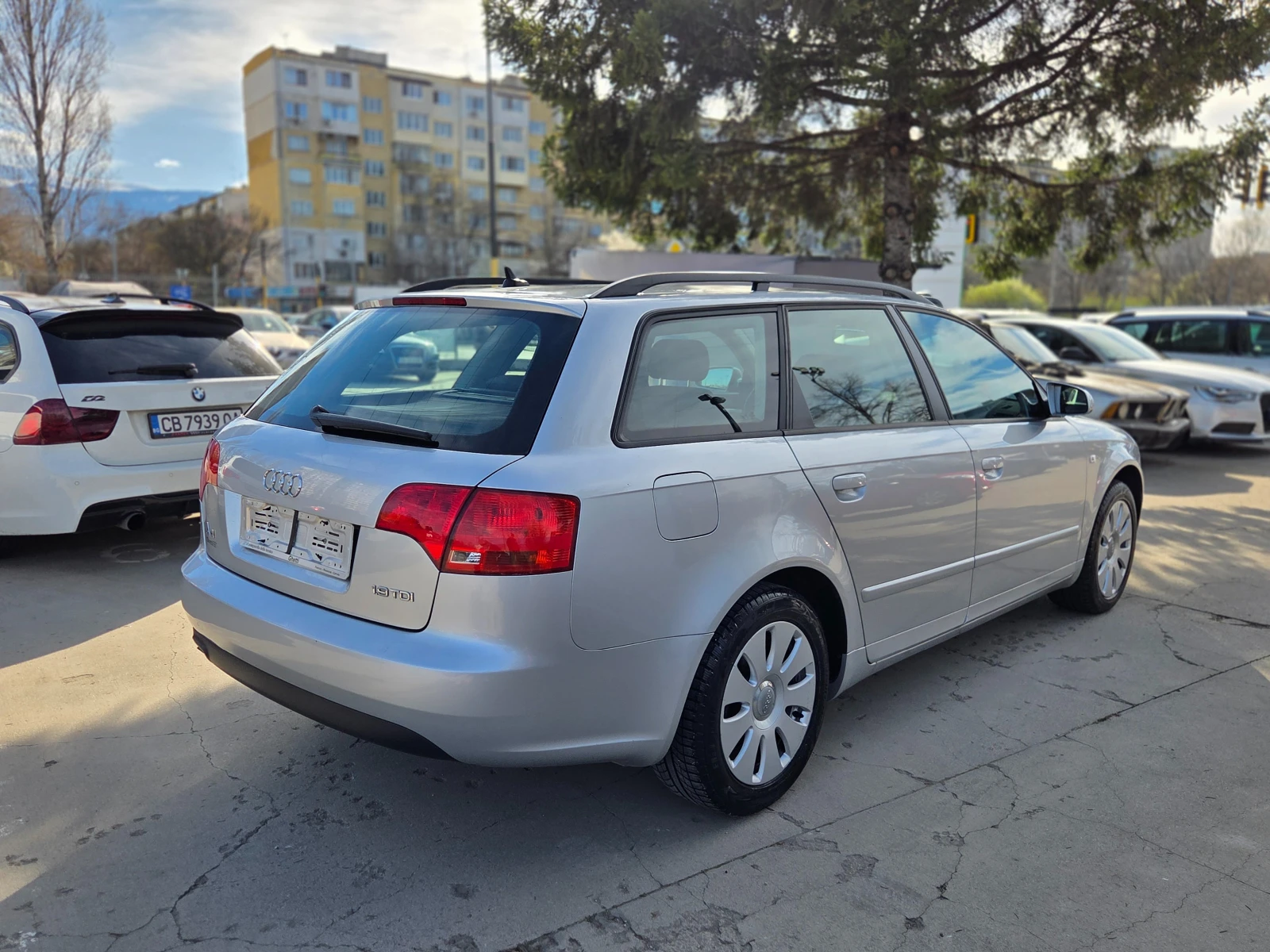 Audi A4 1.9TDI БЕЗ АНАЛОГ* 116к.с. NAVI* КАТО НОВА* , снимка 8 - Автомобили и джипове - 54114378