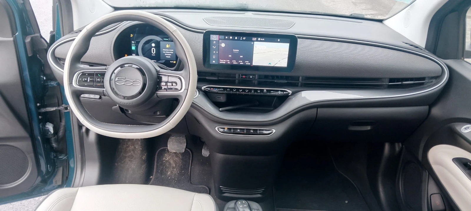 Fiat 500 La Prima Elektro, снимка 10 - Автомобили и джипове - 54119100