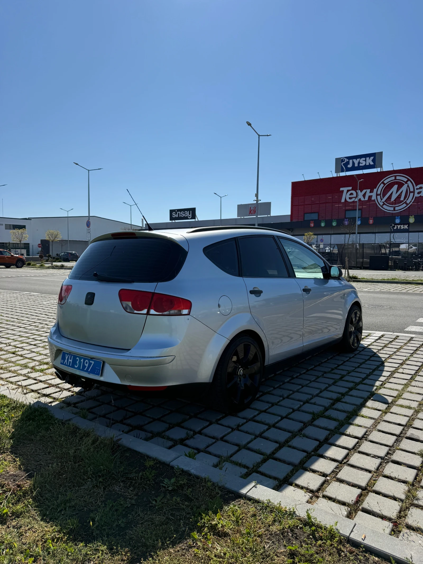 Seat Altea XL, 1.6 BSE, снимка 6 - Автомобили и джипове - 54296125