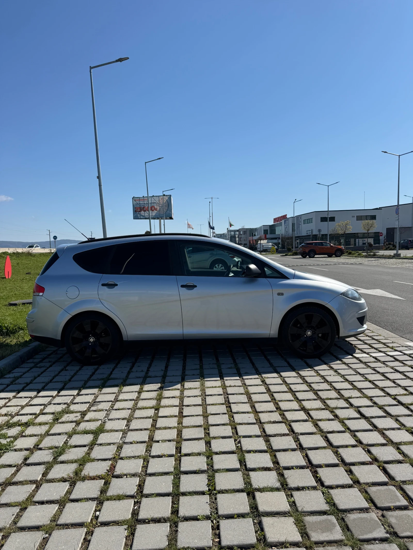 Seat Altea XL, 1.6 BSE, снимка 3 - Автомобили и джипове - 54296125