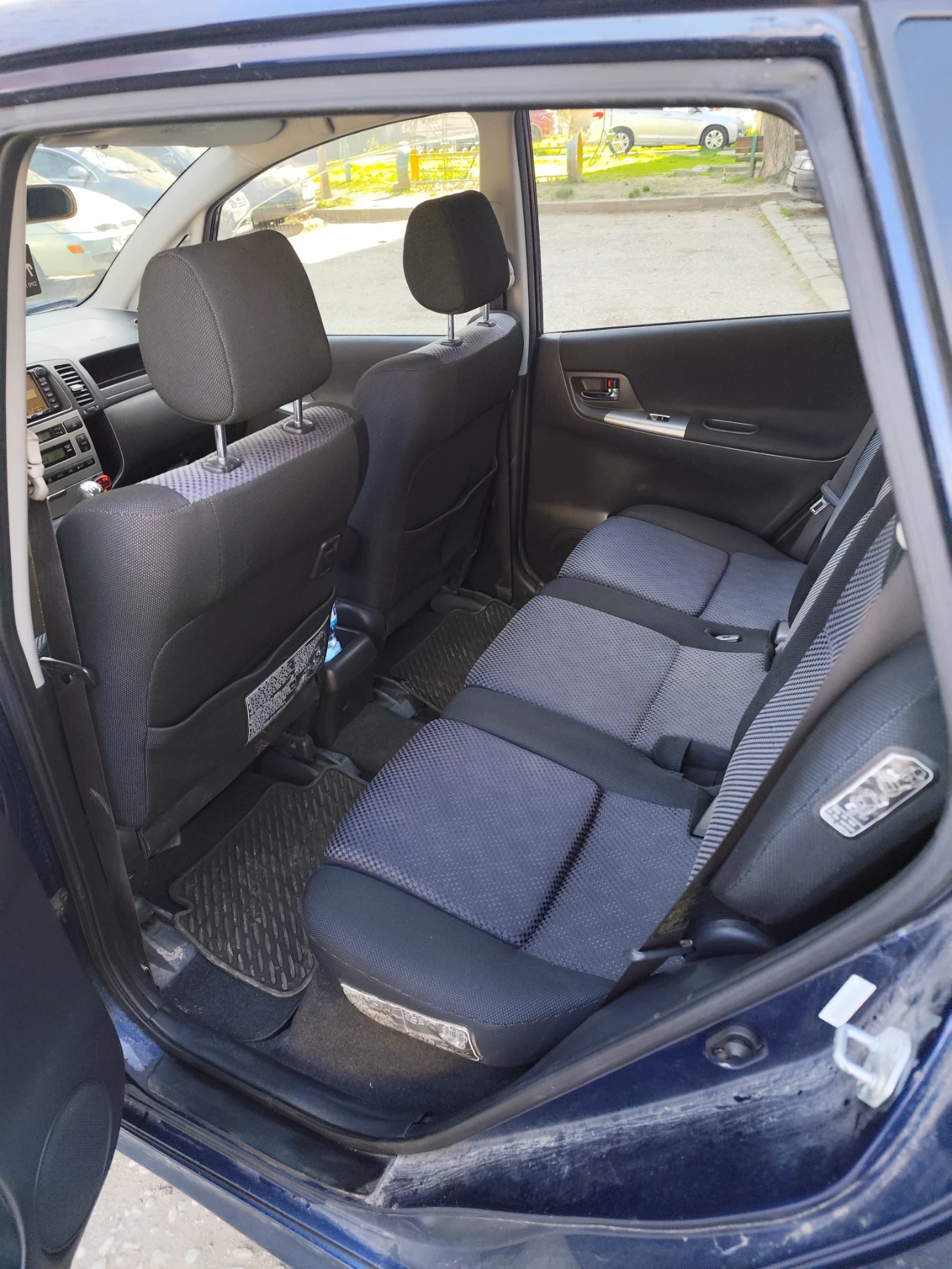 Toyota Corolla verso, снимка 10 - Автомобили и джипове - 54346897