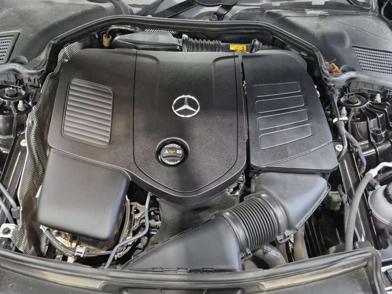 Mercedes-Benz C 300 * CARFAX * БЕЗ ПЪРВОНАЧАЛНА ВНОСКА, снимка 13 - Автомобили и джипове - 54355168