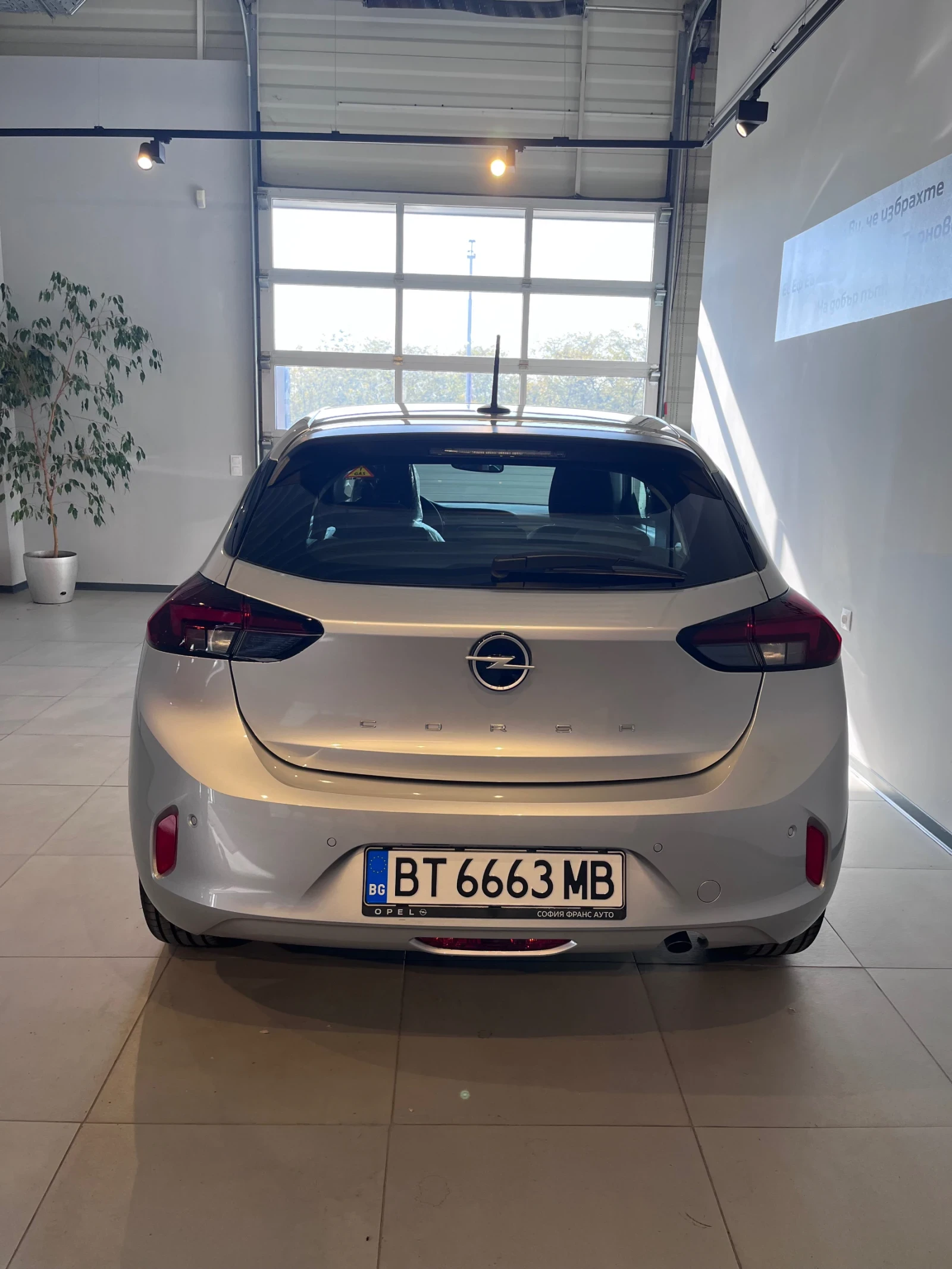 Opel Corsa, снимка 3 - Автомобили и джипове - 54790376