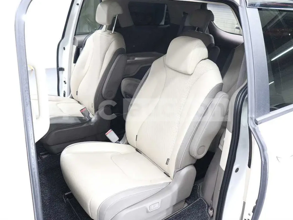 Kia Carnival �������� | ��������� | ������ | Mobile.bg � ����������� 9
