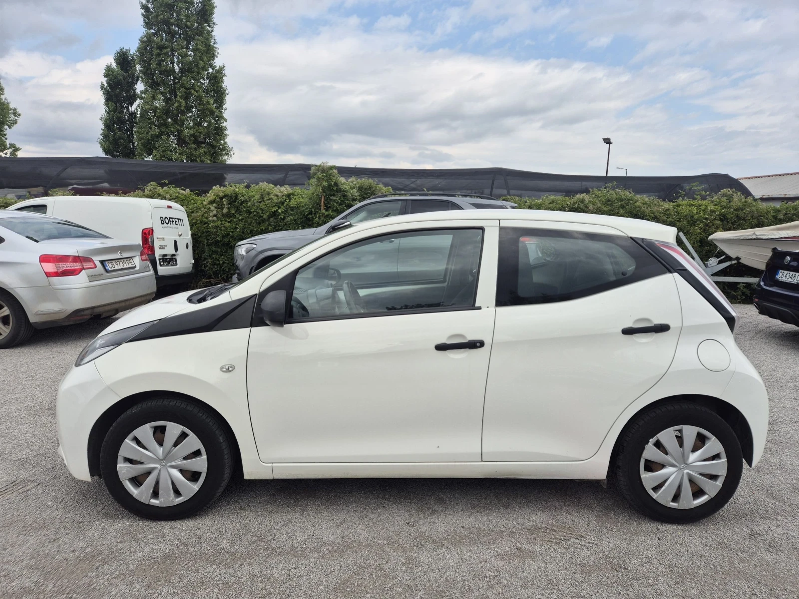 Toyota Aygo 1.0, снимка 2 - Автомобили и джипове - 55458299