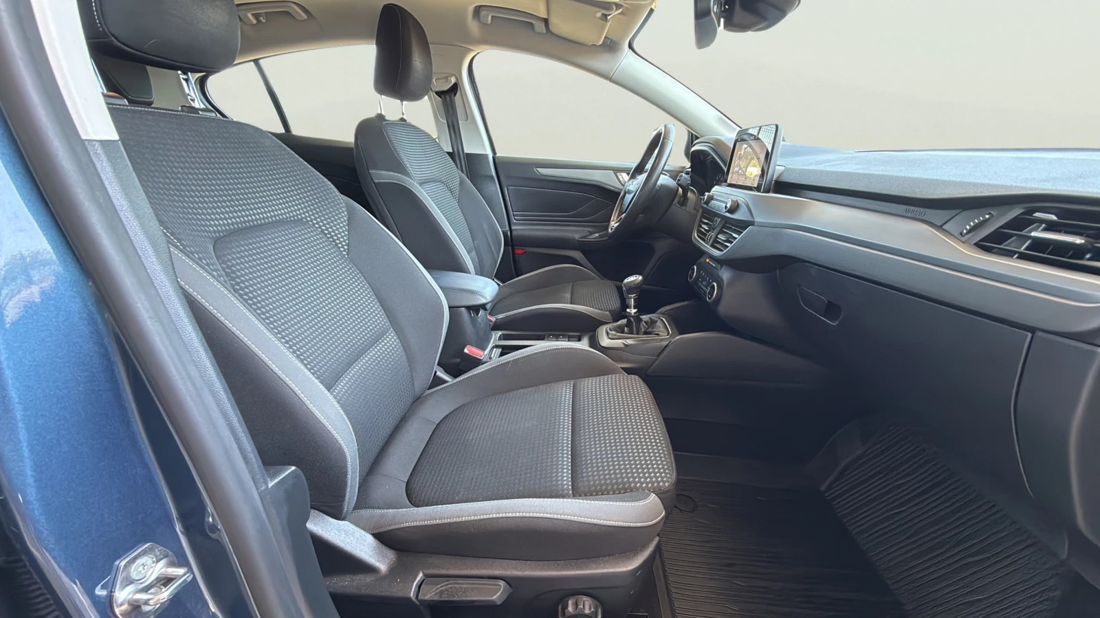 Ford Focus 1.0 EcoBoost, снимка 12 - Автомобили и джипове - 55547113