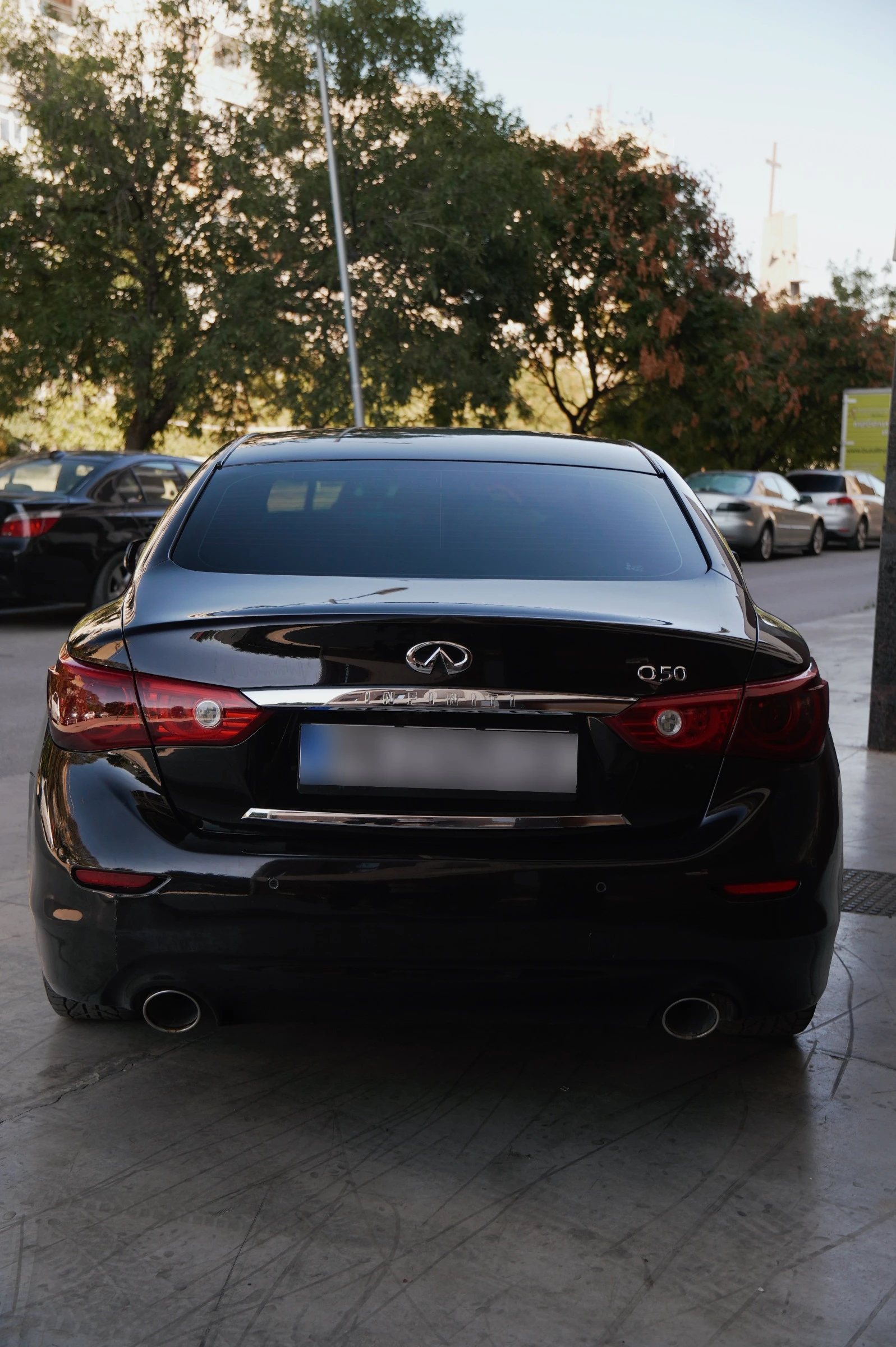 Infiniti Q50, снимка 3 - Автомобили и джипове - 55992105