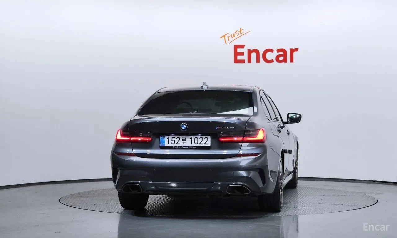 BMW 340 M340i/ХЕДЪП/ДИСТРОНИК/NIGHT VISION/ПОДГРЕВ/ПАМЕТ/, снимка 4 - Автомобили и джипове - 56005622