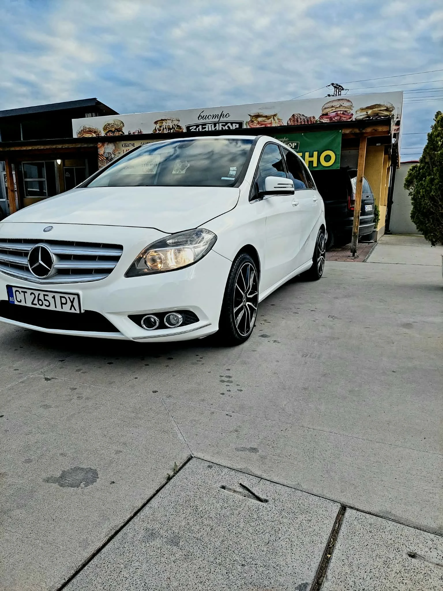 Mercedes-Benz B 180 CDI, снимка 5 - Автомобили и джипове - 56008637