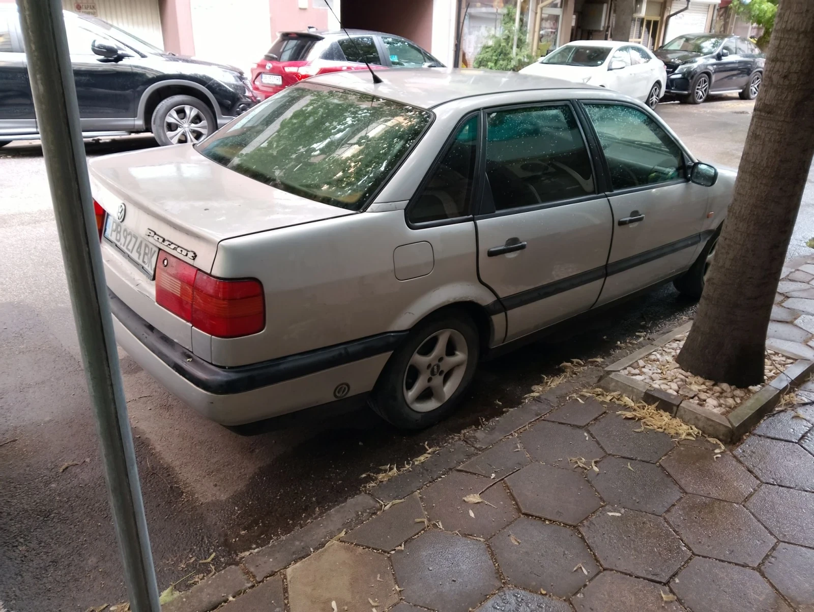 VW Passat B4 1, 8 90кс газ бензин, снимка 4 - Автомобили и джипове - 56023524