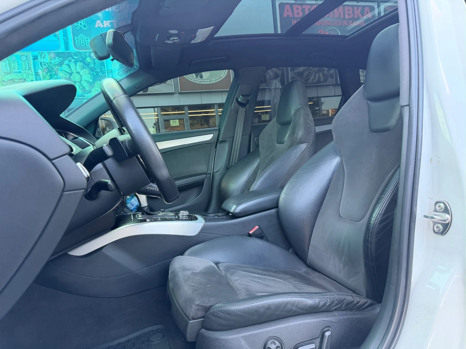 Audi A4 Avant 2.0tdi 8sk avtomatik, снимка 8 - Автомобили и джипове - 56060417