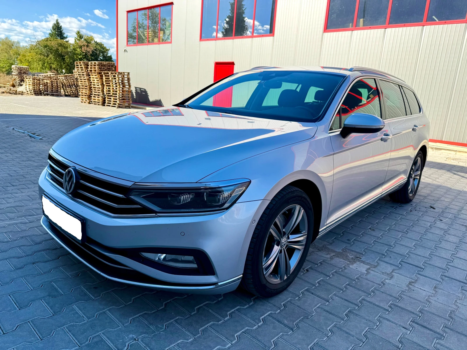 VW Passat B8.5 2.0 TDI Facelift Digital Disctronic, снимка 3 - Автомобили и джипове - 56319172