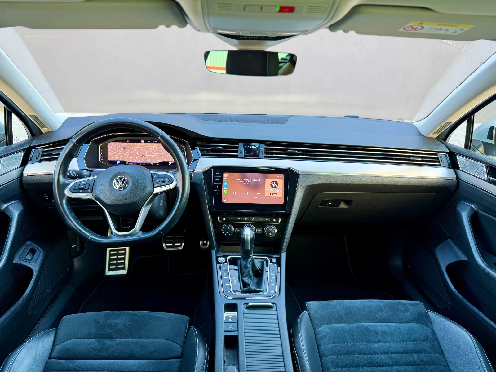 VW Passat B8.5 2.0 TDI Facelift Digital Disctronic, снимка 14 - Автомобили и джипове - 56319172