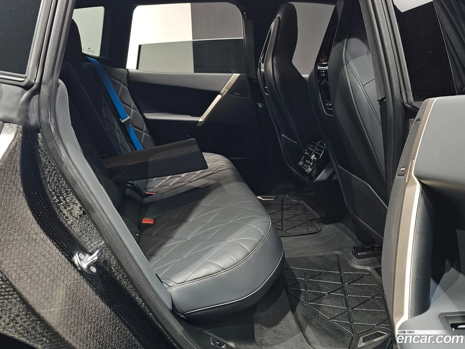 BMW iX xDrive50 * �������� ������ ������� | Mobile.bg � ����������� 12