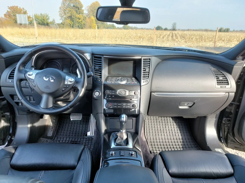 Infiniti Fx 30 dS, снимка 9 - Автомобили и джипове - 48021163