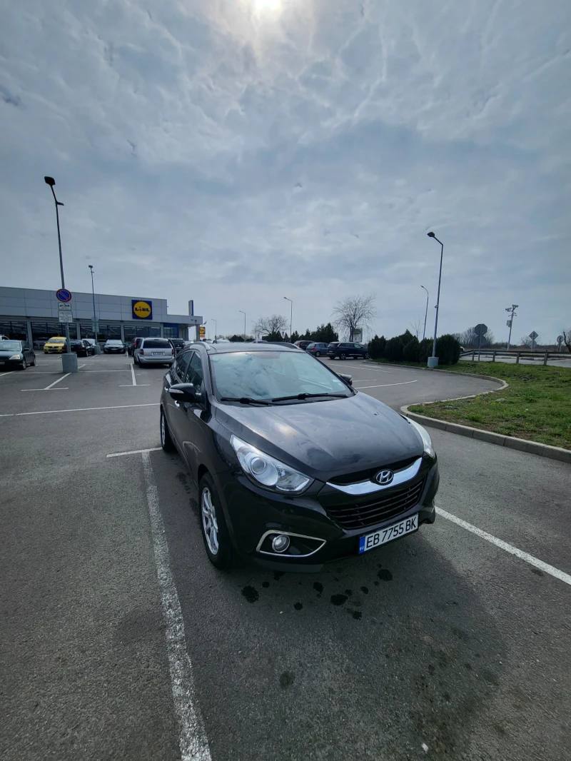 Hyundai IX35, снимка 1 - Автомобили и джипове - 48691805