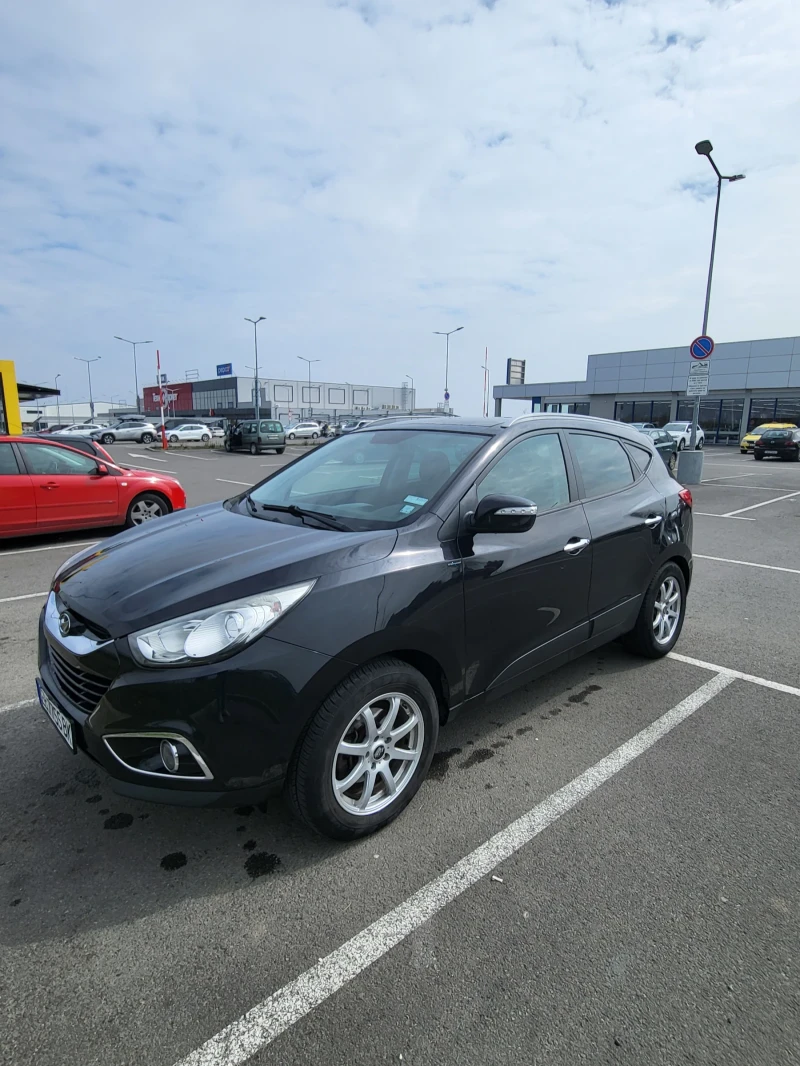 Hyundai IX35, снимка 2 - Автомобили и джипове - 48691805