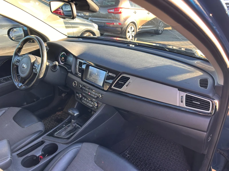 Kia Niro 1.6i HYBRID AVTOMAT/NAVI/KOJA EURO 6, снимка 11 - Автомобили и джипове - 52416072