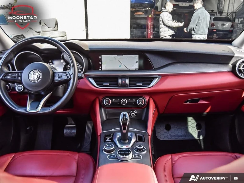 Alfa Romeo Stelvio Ti * CARFAX* АвтоКредит* (ЦЕНА ДО БГ), снимка 16 - Автомобили и джипове - 53245139