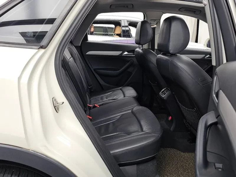 Audi Q3, снимка 12 - Автомобили и джипове - 55128652