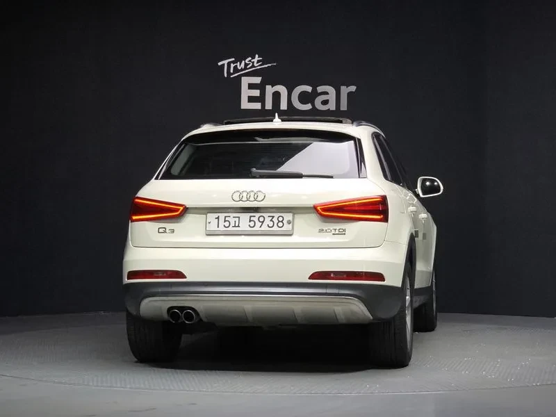Audi Q3, снимка 4 - Автомобили и джипове - 55128652