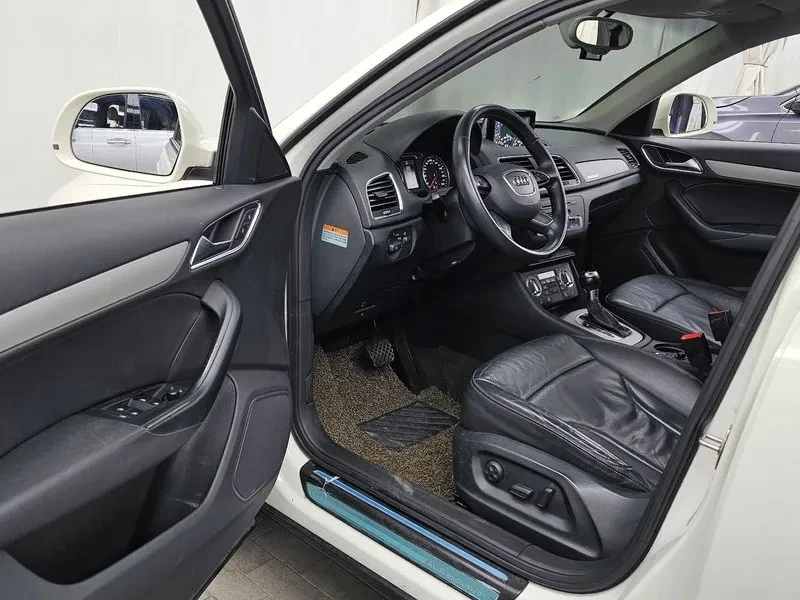 Audi Q3, снимка 10 - Автомобили и джипове - 55128652