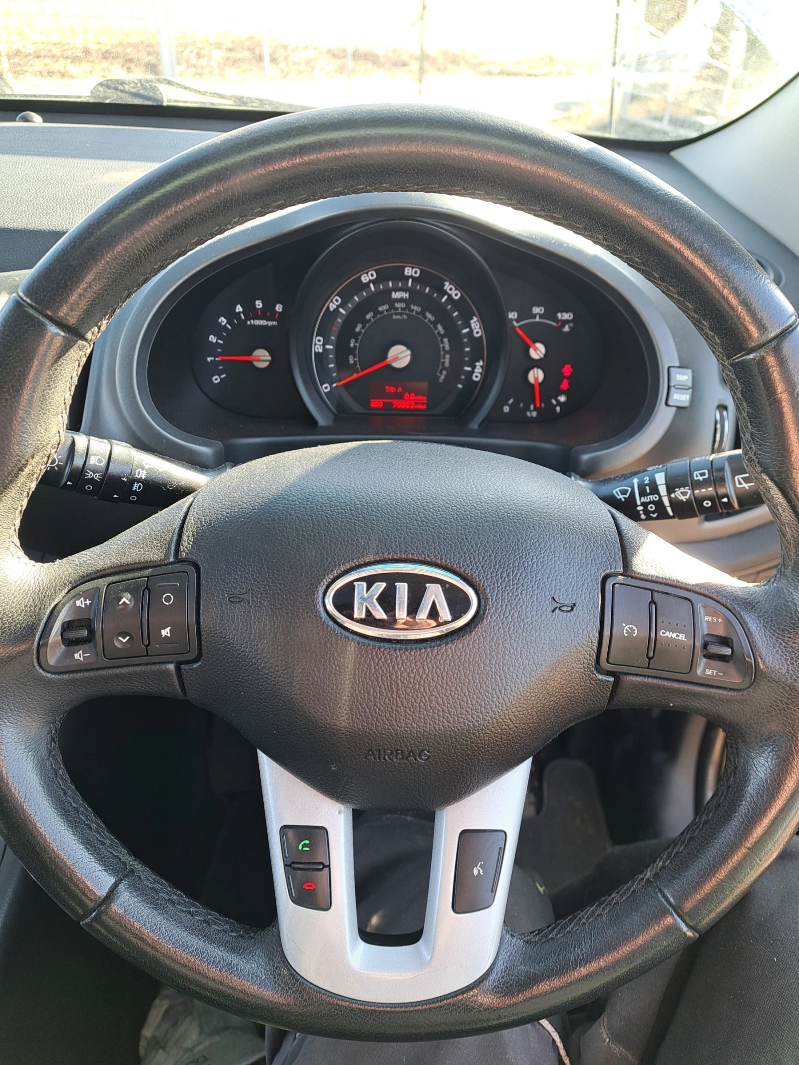 Kia Sportage 2.0 CRDI 4x4 - изображение 8