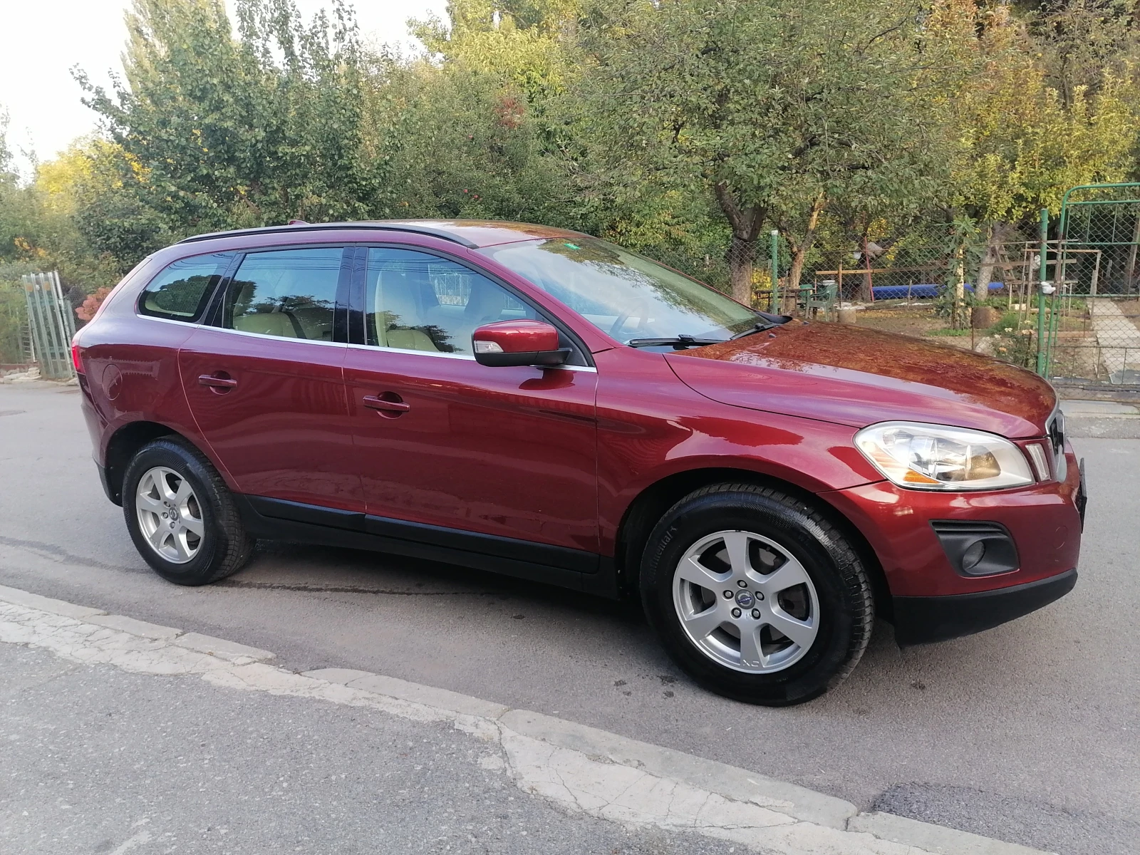 Volvo XC60 3.0i T6 AWD - изображение 8