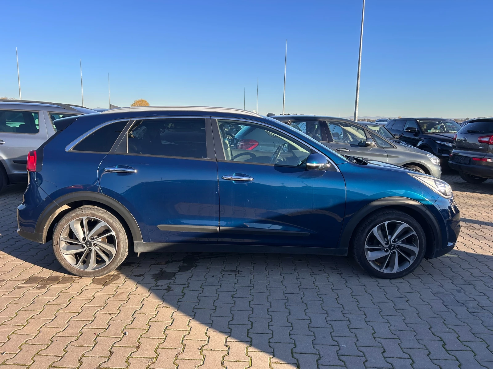 Kia Niro 1.6i HYBRID AVTOMAT/NAVI/KOJA EURO 6 - изображение 5