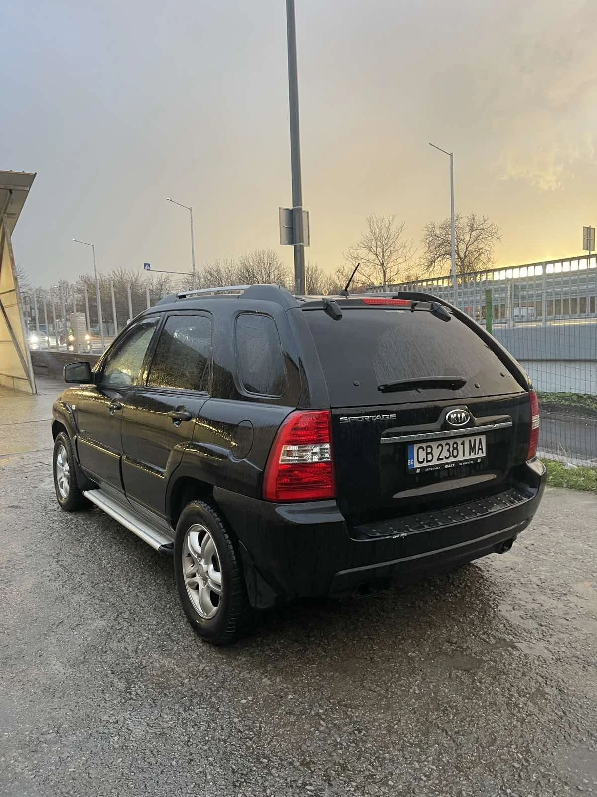 Kia Sportage 2 CRDI 4x4 - изображение 2