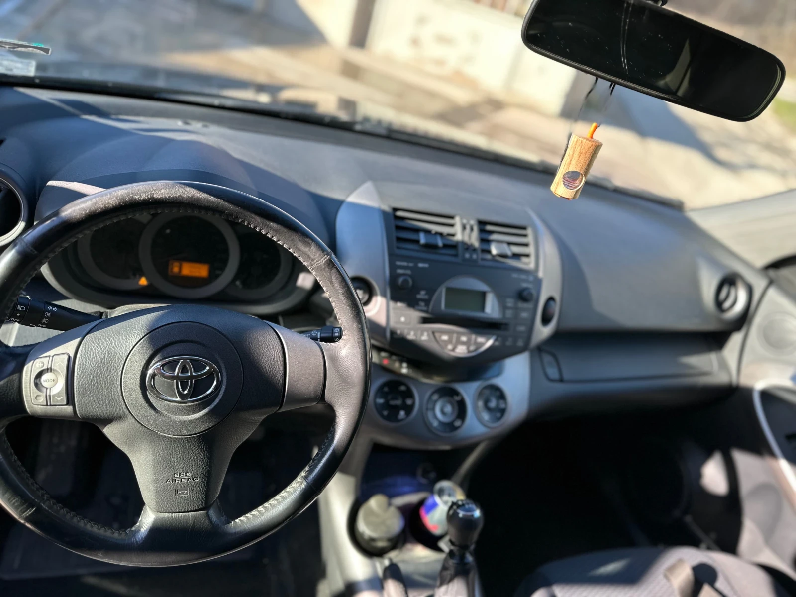Toyota Rav4, снимка 8 - Автомобили и джипове - 54066409